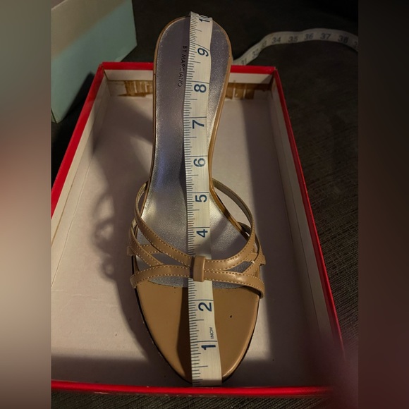 Vintage Guess Platform Sandals - Picture 6 of 8